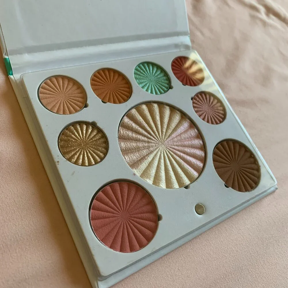 New! Ofra Cosmetics Good To Go Mini Mix Face Palette